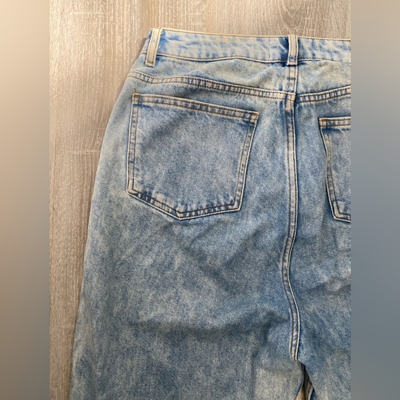ASOS Design Blue Jeans - Picture 9 of 11